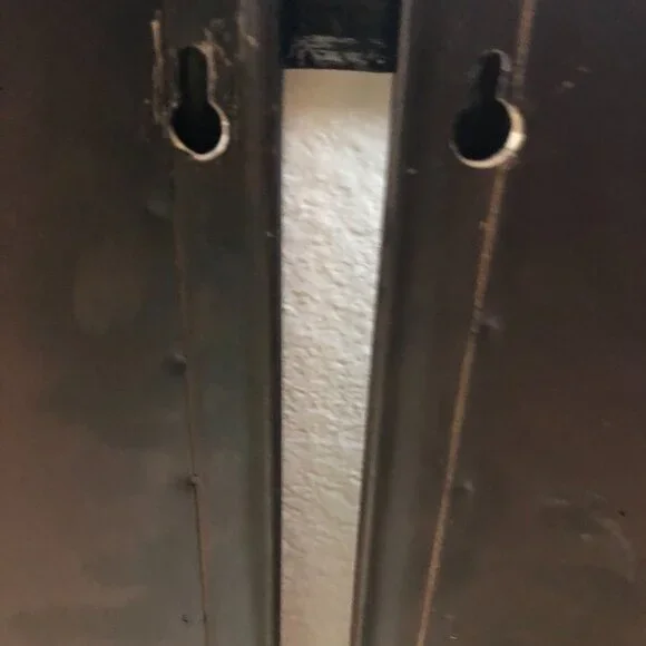 3 ARCHED AGED ANTIQUED 8 PANEL MIRRORS - Picture 10 of 11